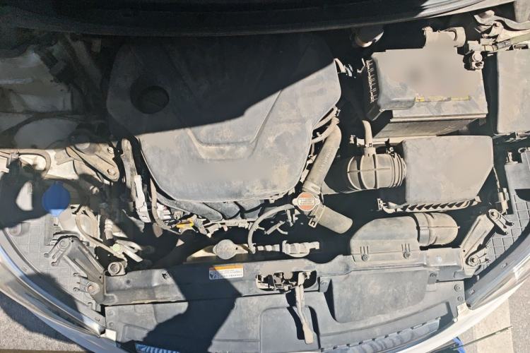 Used Hyundai Elantra (5th Generation / Langdong) 2015 1.6L Automatic Fashion Model Engine Bay