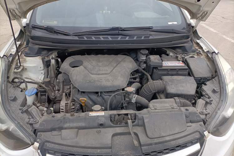 Used Hyundai Elantra (5th Generation / Langdong) 2015 1.6L Automatic Leading Model Engine Bay