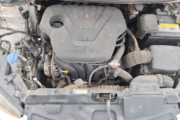 Used Hyundai Elantra (5th Generation / Langdong) 2015 1.6L Automatic Luxury Model Engine Bay
