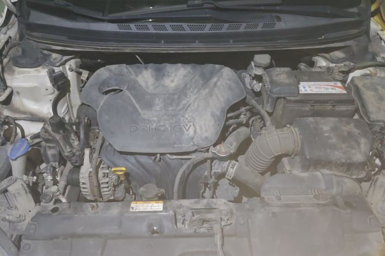 Used Hyundai Elantra (5th Generation / Langdong) 2015 1.6L Automatic Leading Model Engine Bay
