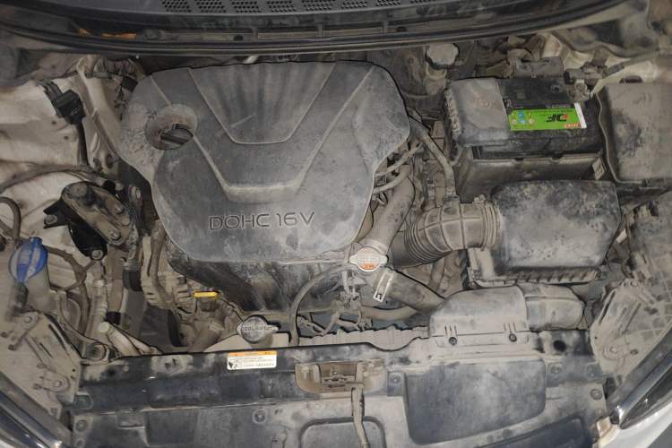 Used Hyundai Elantra (5th Generation / Langdong) 2015 1.6L Automatic Leading Model Engine Bay