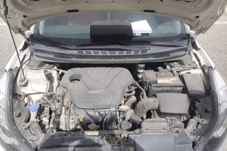 Used Hyundai Elantra (5th Generation / Langdong) 2015 1.6L Automatic Leading Model Engine Bay