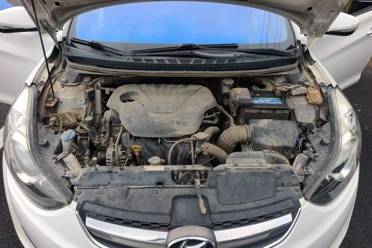 Used Hyundai Elantra (5th Generation / Langdong) 2015 1.6L Manual Leading Model Engine Bay