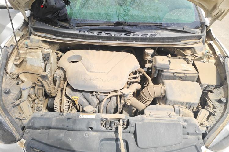 Used Hyundai Elantra (5th Generation / Langdong) 2015 1.6L Automatic Leading Model Engine Bay