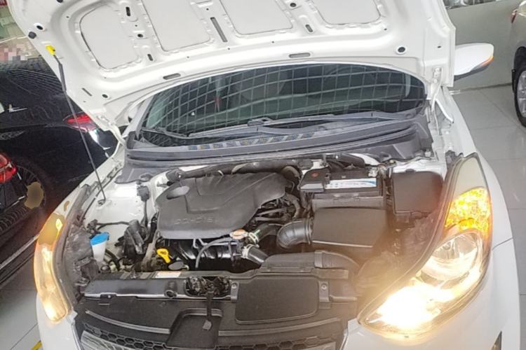 Used Hyundai Elantra (5th Generation / Langdong) 2015 1.6L Automatic Luxury Model Engine Bay