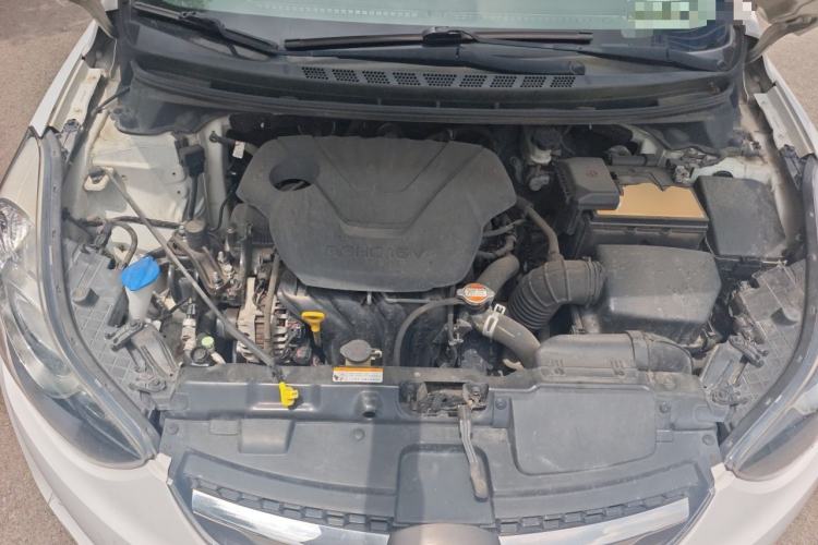 Used Hyundai Elantra (5th Generation / Langdong) 2015 1.6L Automatic Leading Model Engine Bay
