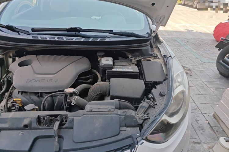 Used Hyundai Elantra (5th Generation / Langdong) 2015 1.6L Automatic Leading Model Engine Bay Left