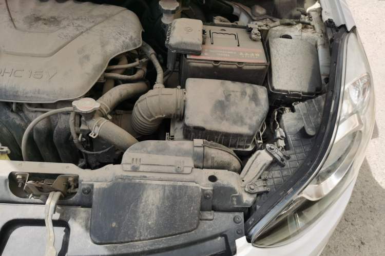 Used Hyundai Elantra (5th Generation / Langdong) 2015 1.6L Manual Fashion Edition Engine Bay Left