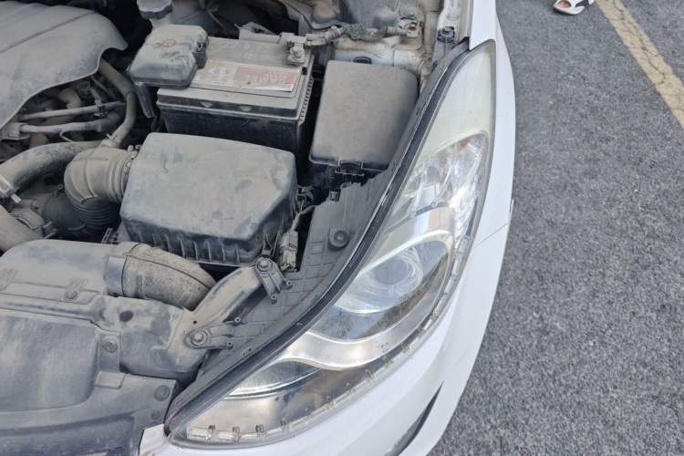 Used Hyundai Elantra (5th Generation / Langdong) 2015 1.6L Manual Leading Model Engine Bay Left