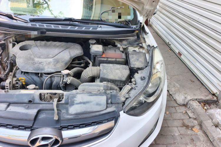 Used Hyundai Elantra (5th Generation / Langdong) 2015 1.6L Manual Leading Model Engine Bay Left