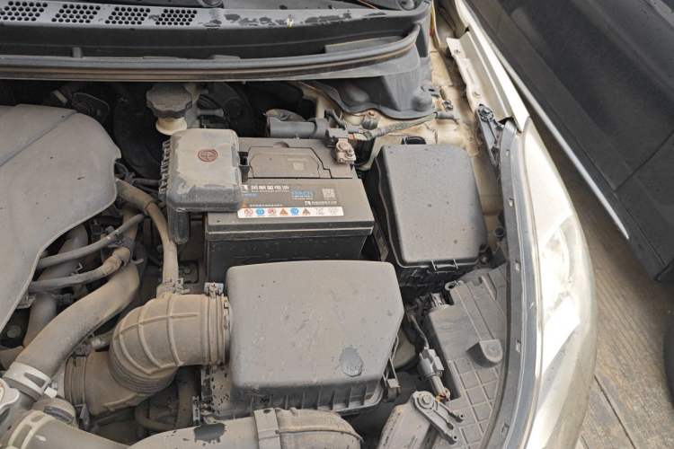 Used Hyundai Elantra (5th Generation / Langdong) 2015 1.6L Automatic Leading Model Engine Bay Left