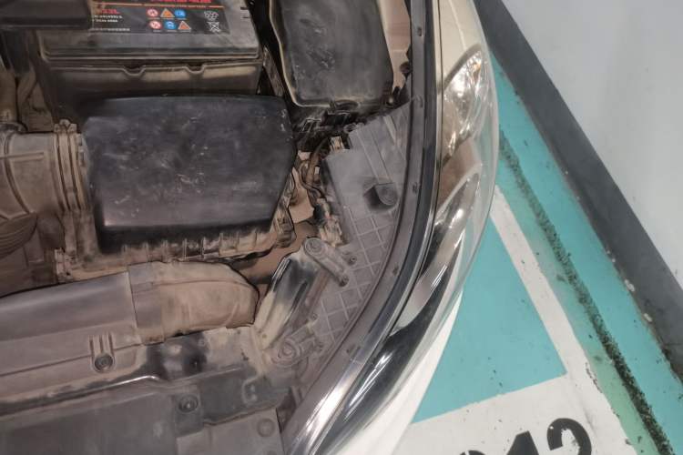 Used Hyundai Elantra (5th Generation / Langdong) 2015 1.6L Manual Leading Model Engine Bay Left