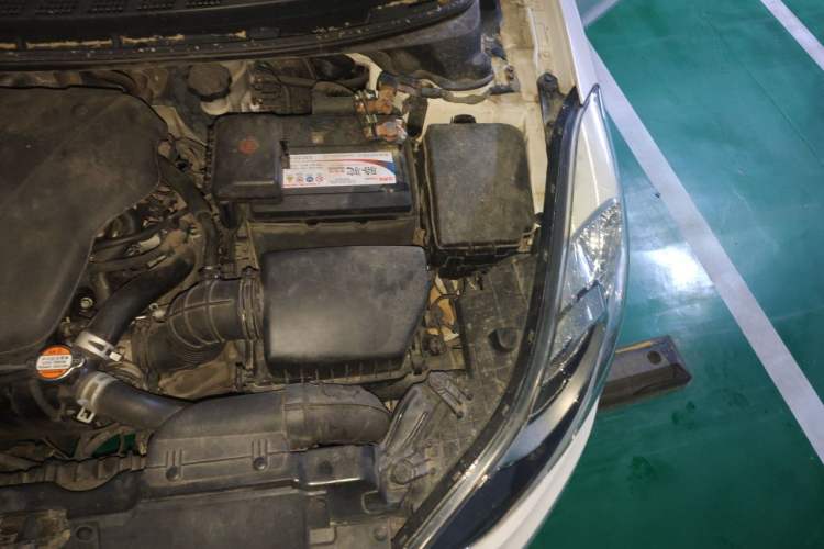Used Hyundai Elantra (5th Generation / Langdong) 2015 1.6L Manual Leading Model Engine Bay Left