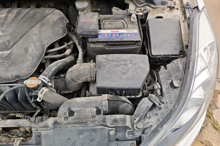 Used Hyundai Elantra (5th Generation / Langdong) 2015 1.6L Automatic Leading Model Engine Bay Left