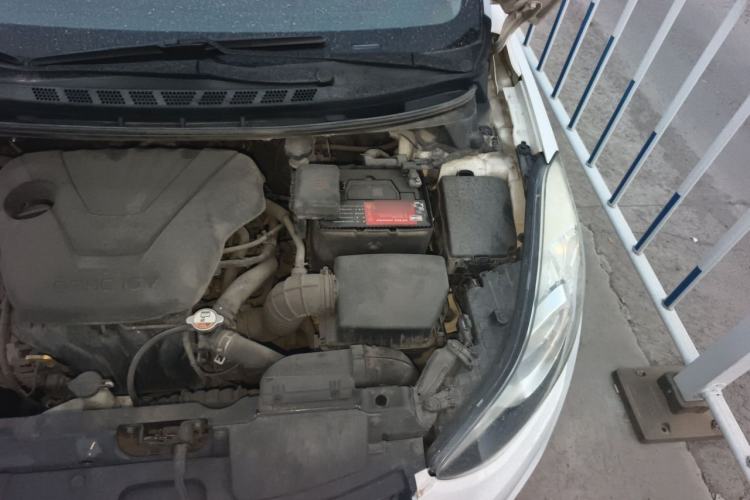 Used Hyundai Elantra (5th Generation / Langdong) 2015 1.6L Manual Leading Model Engine Bay Left