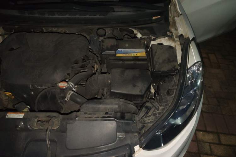 Used Hyundai Elantra (5th Generation / Langdong) 2015 1.6L Automatic Luxury Model Engine Bay Left