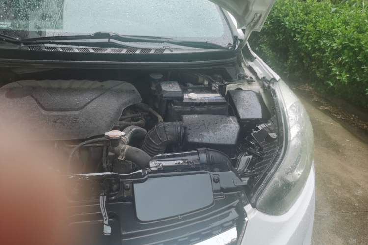 Used Hyundai Elantra (5th Generation / Langdong) 2015 1.6L Manual Fashion Edition Engine Bay Left