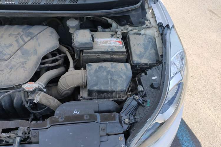 Used Hyundai Elantra (5th Generation / Langdong) 2015 1.6L Manual Fashion Edition Engine Bay Left