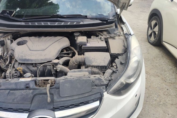 Used Hyundai Elantra (5th Generation / Langdong) 2015 1.6L Automatic Leading Model Engine Bay Left
