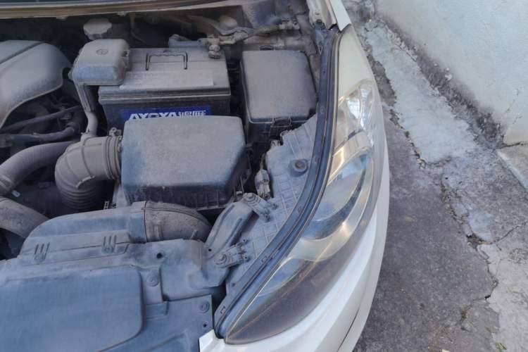 Used Hyundai Elantra (5th Generation / Langdong) 2015 1.6L Automatic Leading Model Engine Bay Left