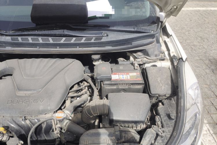 Used Hyundai Elantra (5th Generation / Langdong) 2015 1.6L Automatic Leading Model Engine Bay Left