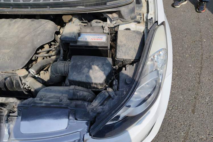 Used Hyundai Elantra (5th Generation / Langdong) 2015 1.6L Automatic Leading Model Engine Bay Left