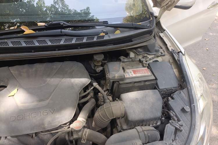 Used Hyundai Elantra (5th Generation / Langdong) 2015 1.6L Automatic Leading Model Engine Bay Left