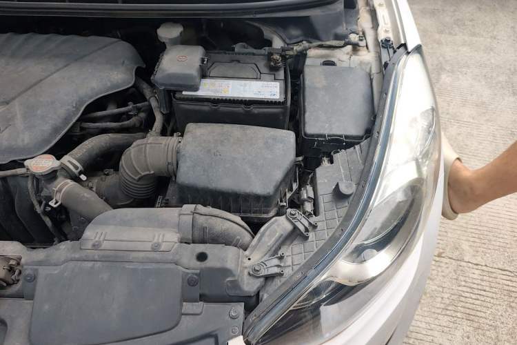 Used Hyundai Elantra (5th Generation / Langdong) 2015 1.6L Automatic Luxury Model Engine Bay Left