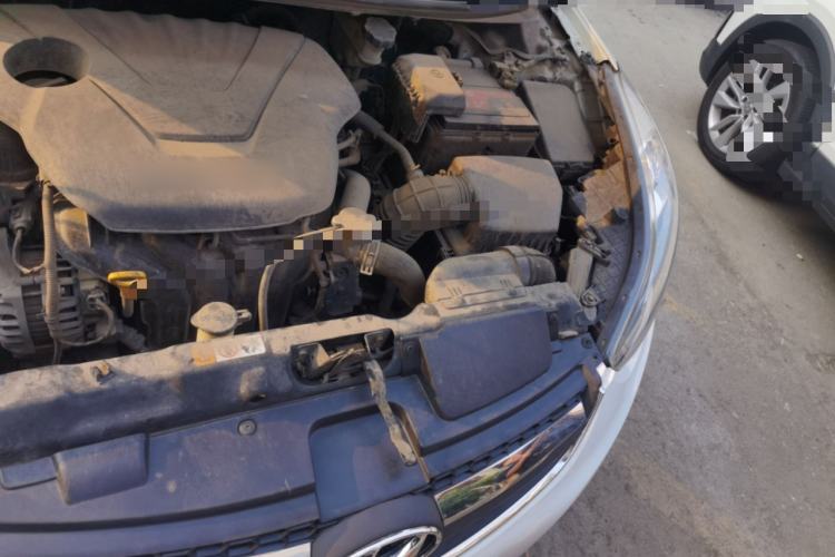 Used Hyundai Elantra (5th Generation / Langdong) 2015 1.6L Automatic Luxury Model Engine Bay Left