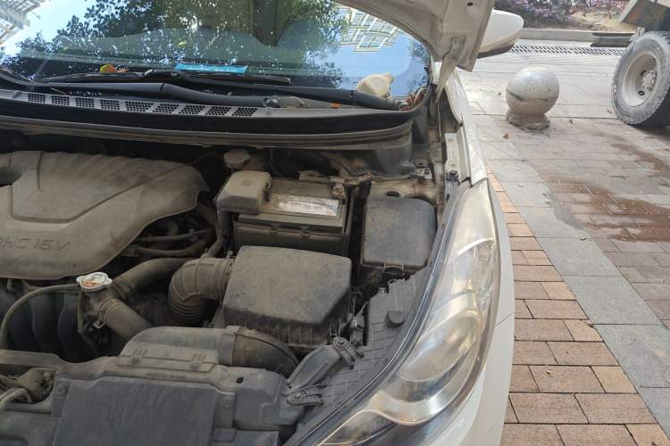 Used Hyundai Elantra (5th Generation / Langdong) 2015 1.6L Automatic Leading Model Engine Bay Left