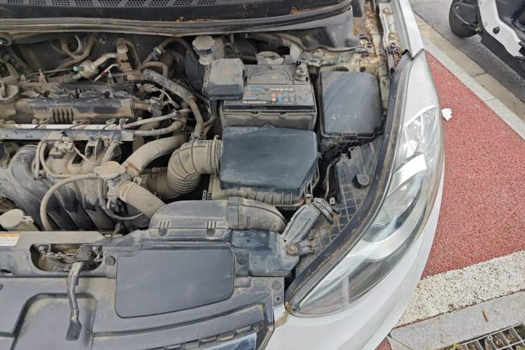 Used Hyundai Elantra (5th Generation / Langdong) 2015 1.6L Manual Leading Model Engine Bay Left
