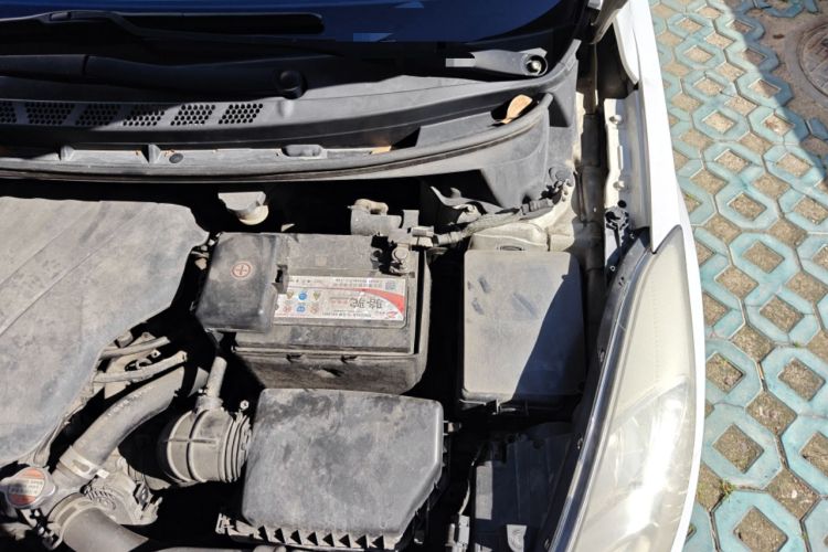 Used Hyundai Elantra (5th Generation / Langdong) 2015 1.6L Automatic Luxury Model Engine Bay Left