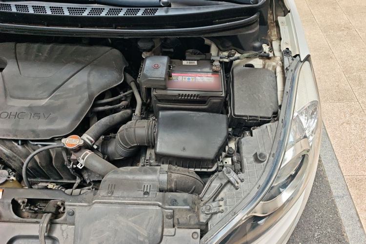 Used Hyundai Elantra (5th Generation / Langdong) 2015 1.6L Automatic Leading Model Engine Bay Left