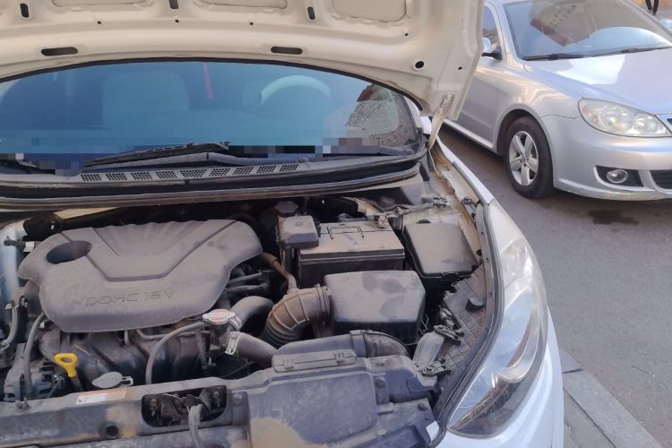 Used Hyundai Elantra (5th Generation / Langdong) 2015 1.6L Manual Fashion Edition Engine Bay Left