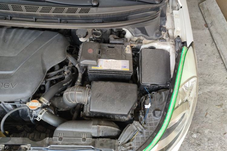 Used Hyundai Elantra (5th Generation / Langdong) 2015 1.6L Automatic Leading Model Engine Bay Left