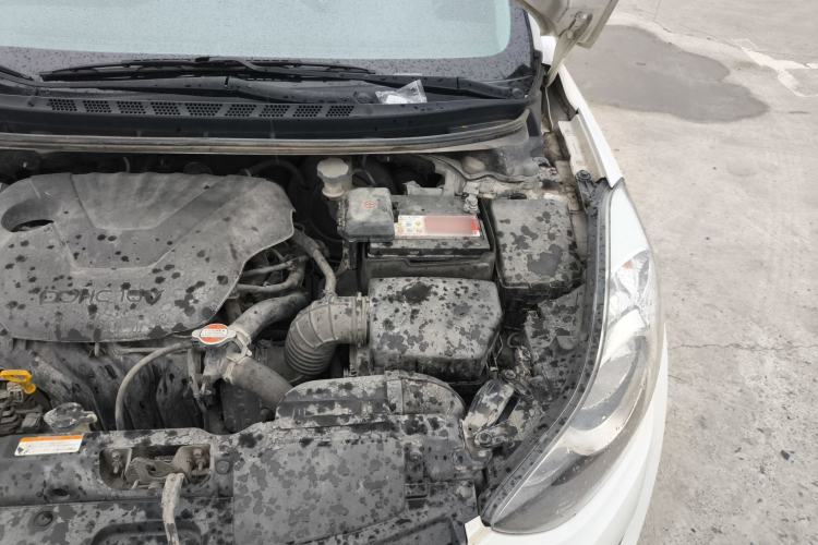 Used Hyundai Elantra (5th Generation / Langdong) 2015 1.6L Automatic Leading Model Engine Bay Left