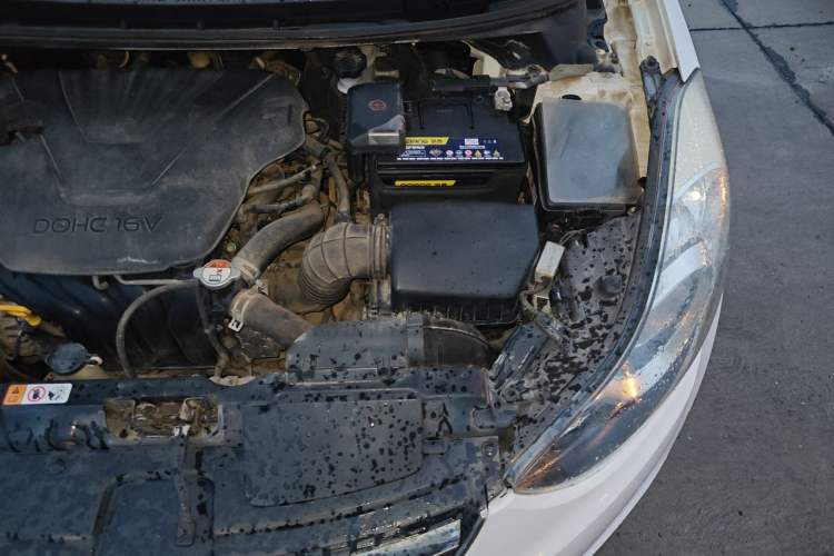 Used Hyundai Elantra (5th Generation / Langdong) 2015 1.6L Automatic Fashion Model Engine Bay Left