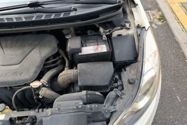 Used Hyundai Elantra (5th Generation / Langdong) 2015 1.6L Automatic Leading Model Engine Bay Left