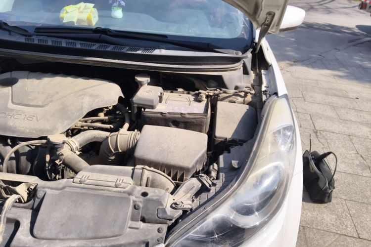Used Hyundai Elantra (5th Generation / Langdong) 2015 1.6L Manual Leading Model Engine Bay Left