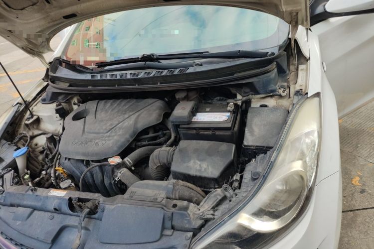 Used Hyundai Elantra (5th Generation / Langdong) 2015 1.6L Automatic Fashion Model Engine Bay Left
