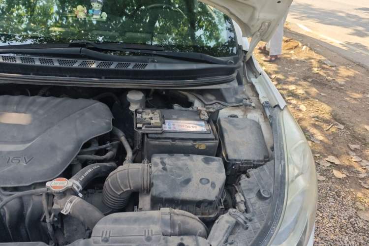 Used Hyundai Elantra (5th Generation / Langdong) 2015 1.6L Automatic Luxury Model Engine Bay Left