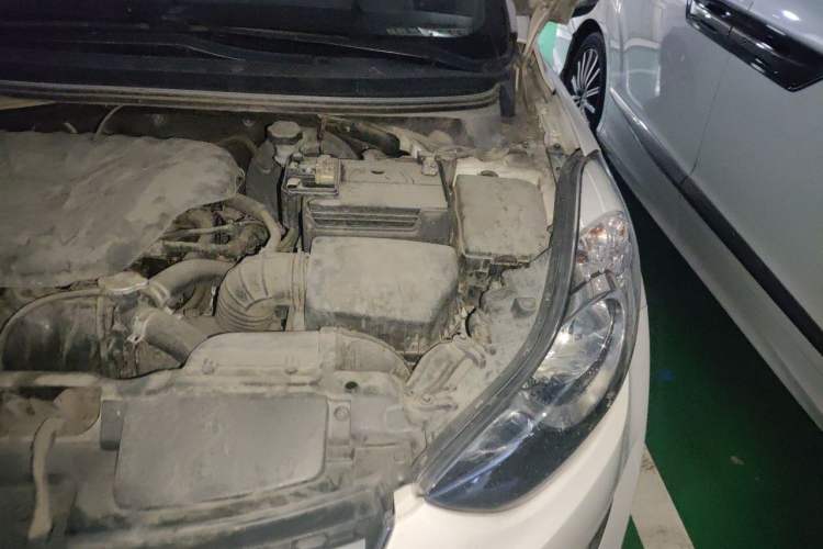 Used Hyundai Elantra (5th Generation / Langdong) 2015 1.6L Automatic Luxury Model Engine Bay Left