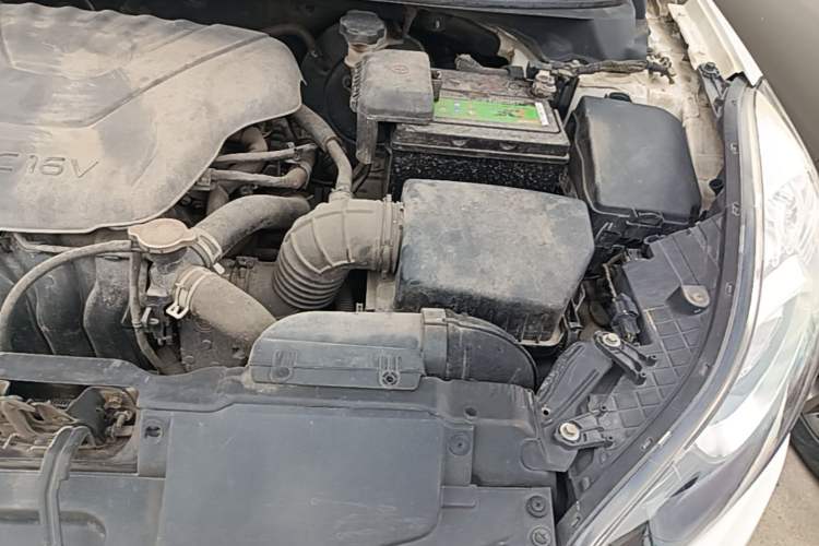 Used Hyundai Elantra (5th Generation / Langdong) 2015 1.6L Automatic Fashion Model Engine Bay Left