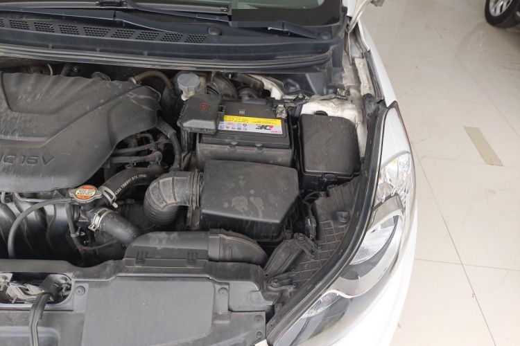 Used Hyundai Elantra (5th Generation / Langdong) 2015 1.6L Manual Leading Model Engine Bay Left