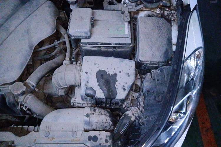 Used Hyundai Elantra (5th Generation / Langdong) 2015 1.6L Automatic Leading Model Engine Bay Left