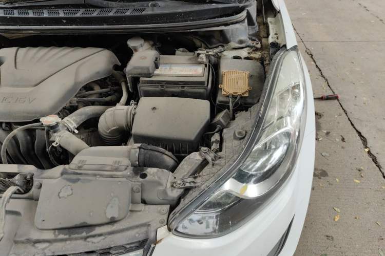 Used Hyundai Elantra (5th Generation / Langdong) 2015 1.6L Automatic Fashion Model Engine Bay Left