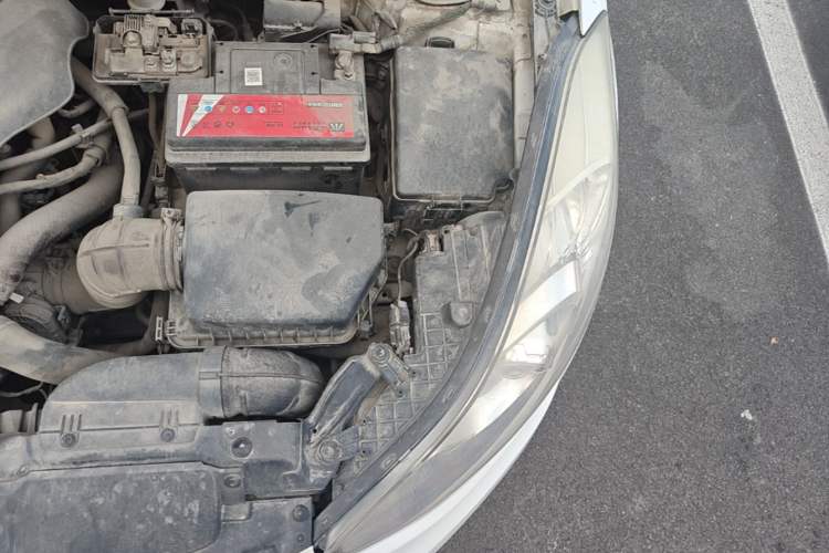 Used Hyundai Elantra (5th Generation / Langdong) 2015 1.6L Automatic Luxury Model Engine Bay Left