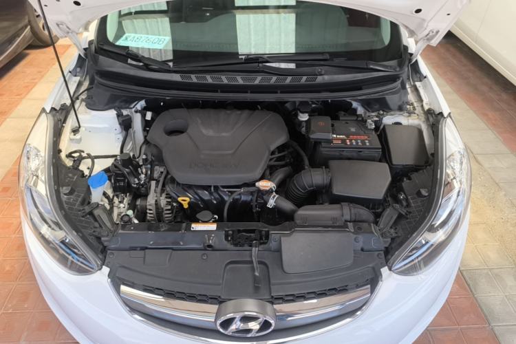 Used Hyundai Elantra (5th Generation / Langdong) 2015 1.6L Automatic Leading Model Engine Bay
