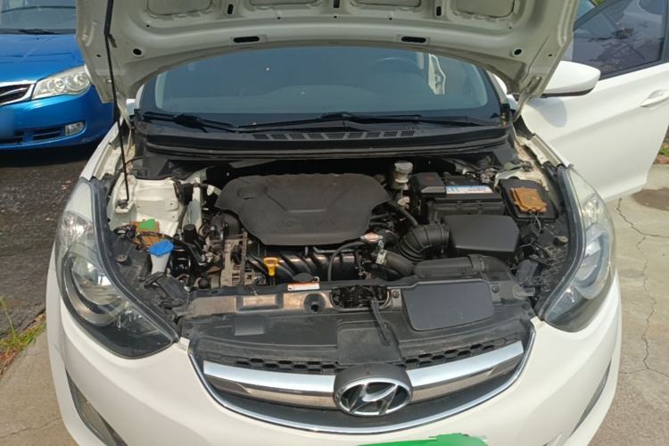 Used Hyundai Elantra (5th Generation / Langdong) 2015 1.6L Automatic Fashion Model Engine Bay