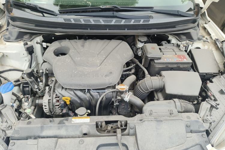 Used Hyundai Elantra (5th Generation / Langdong) 2015 1.6L Automatic Leading Model Engine Bay